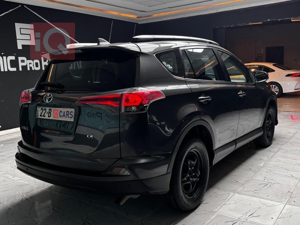 تويوتا راف 4